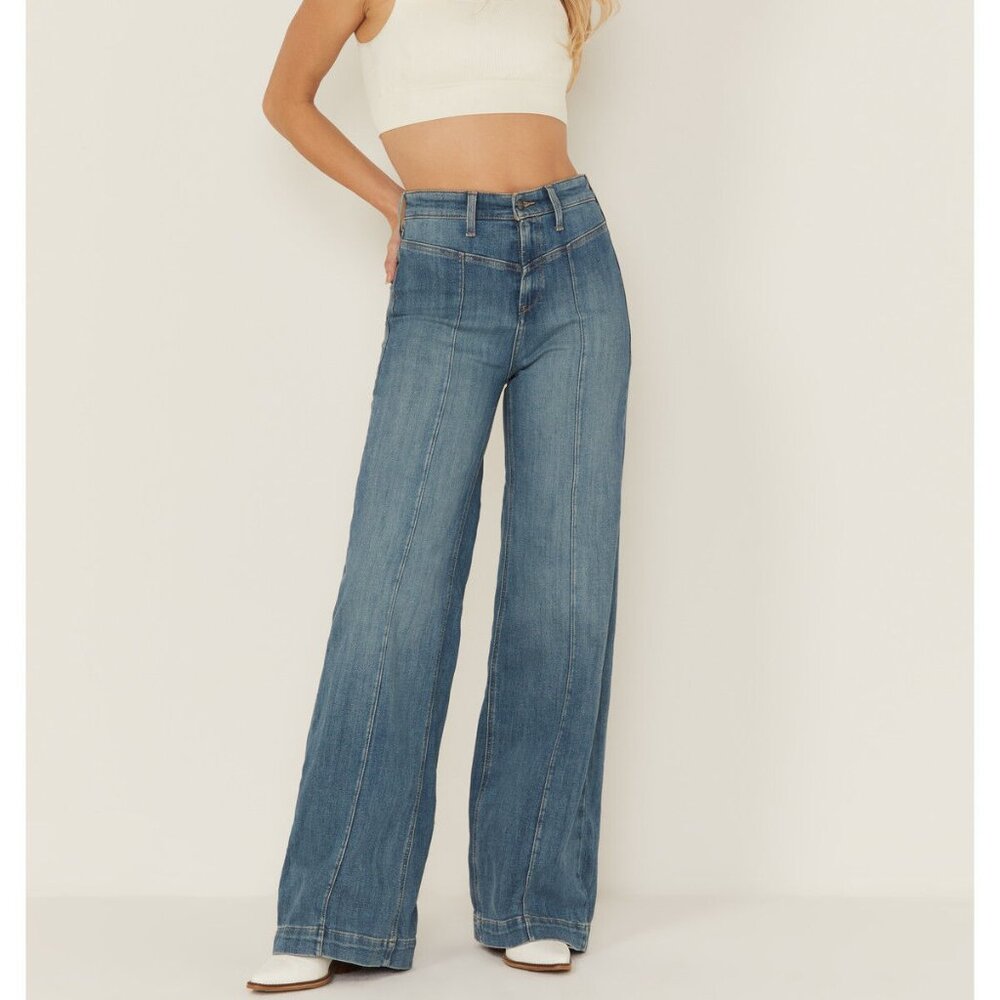 NWOT Ariat Sloane 28L